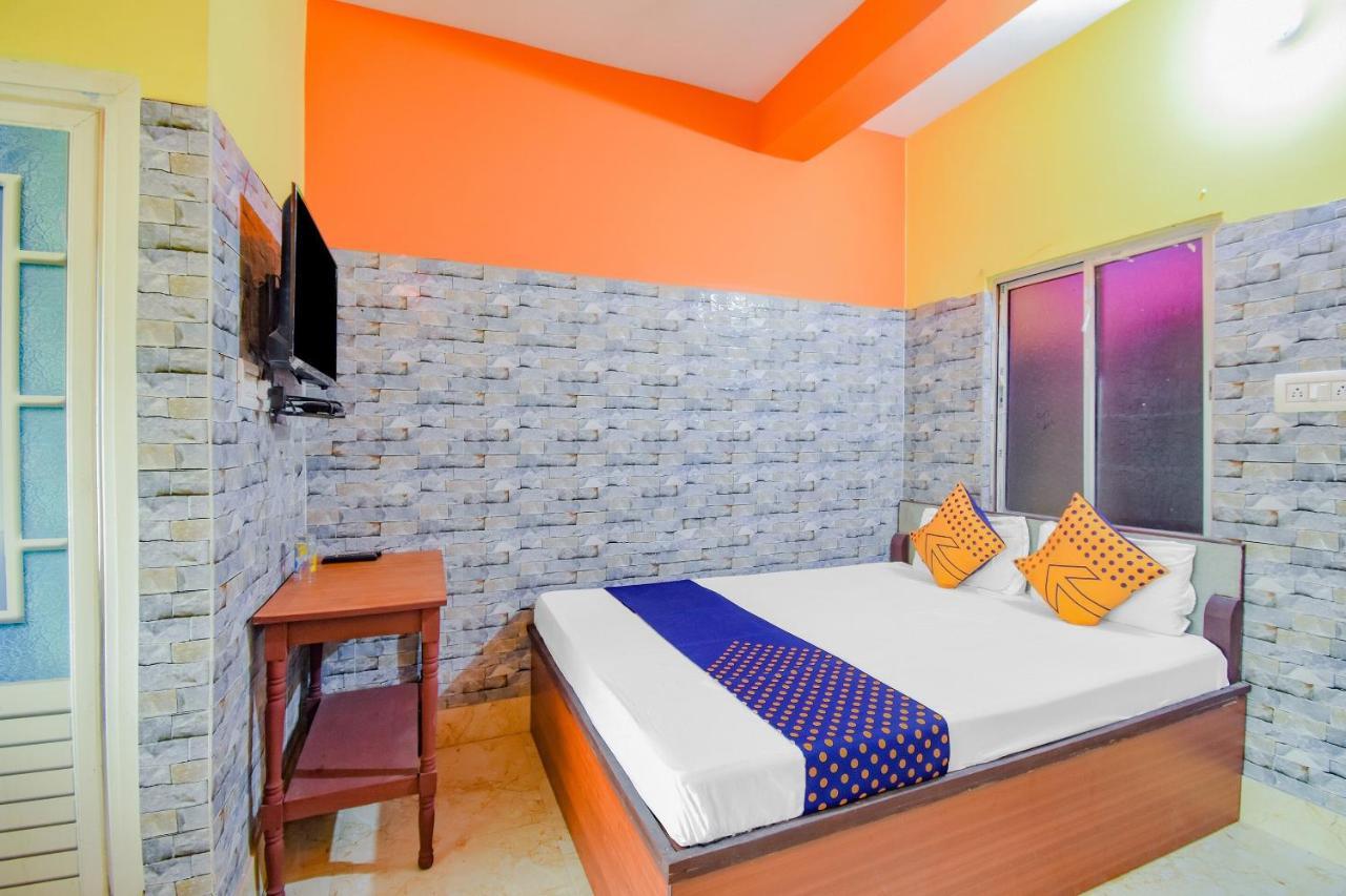 Spot On 74542 Aarav Hotel Jādabpur Exterior photo